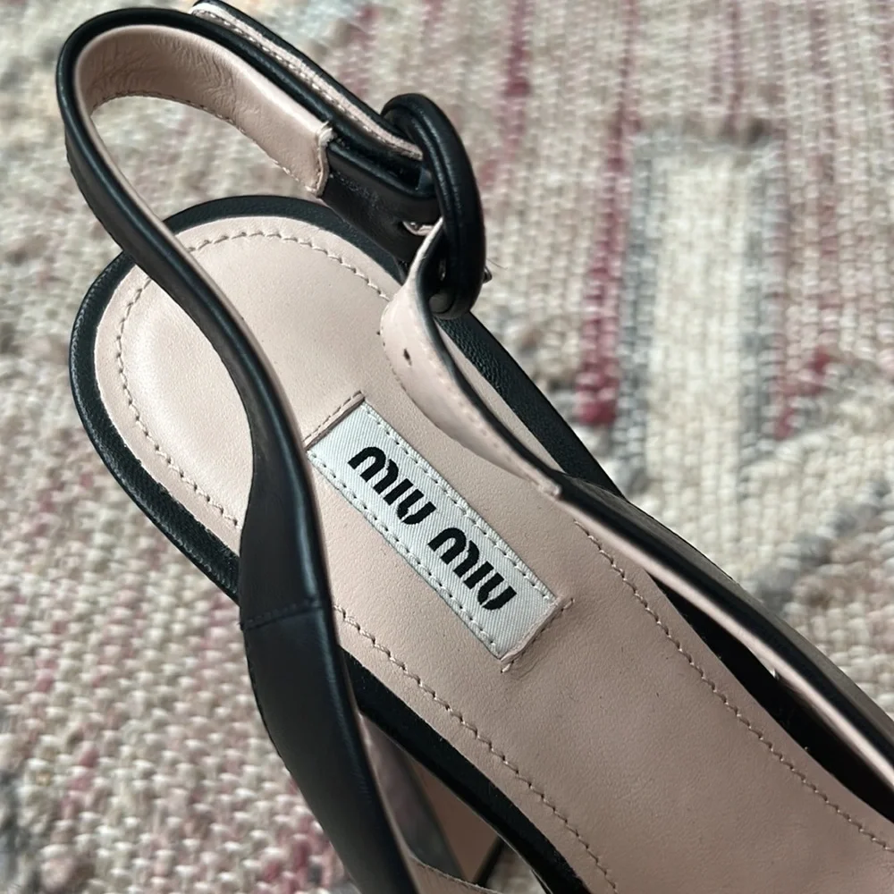 Miu Miu | NWOB Fall 2020 Black Leather Mary Jane Platform - Size IT 39